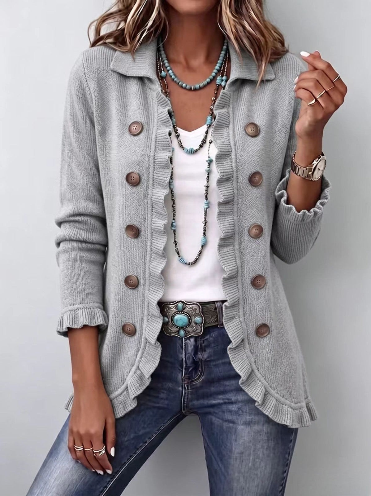Oriana | Chaqueta elegante con volantes y botones refinados