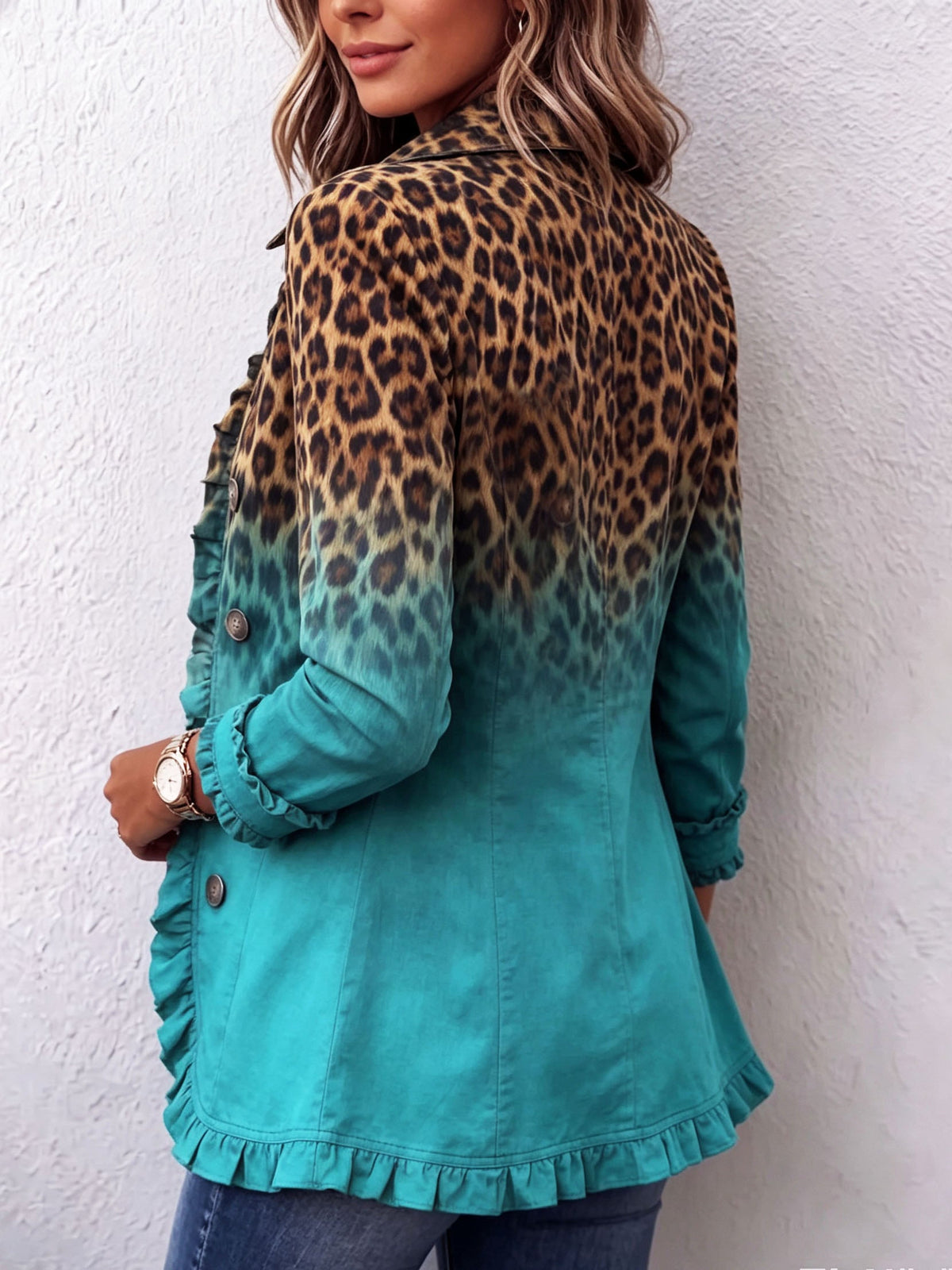 Sveva | Chaqueta animal print con elegantes volantes